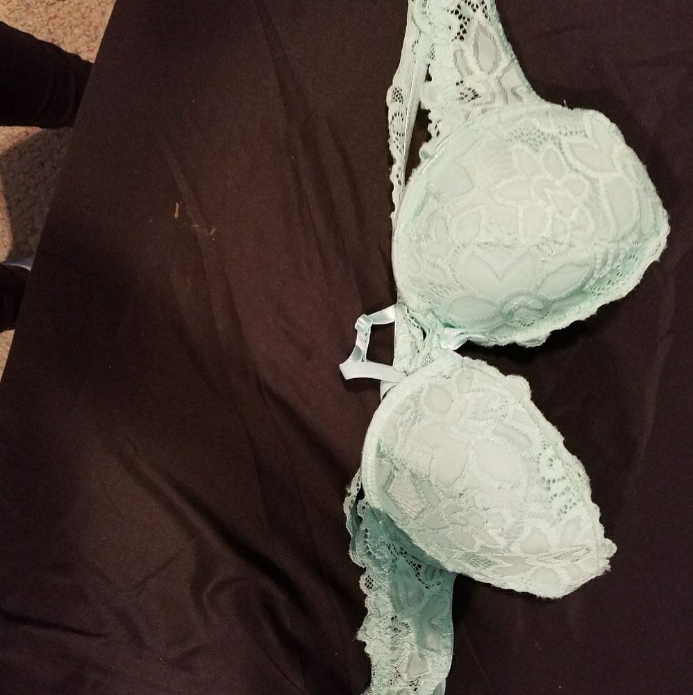 Rue 21 lacey bra